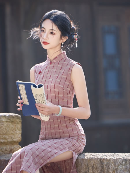 1990年属马的人2025年生肖运势如何