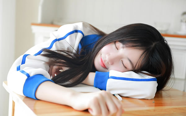 1953年属蛇的人2026年每月生肖运势详解