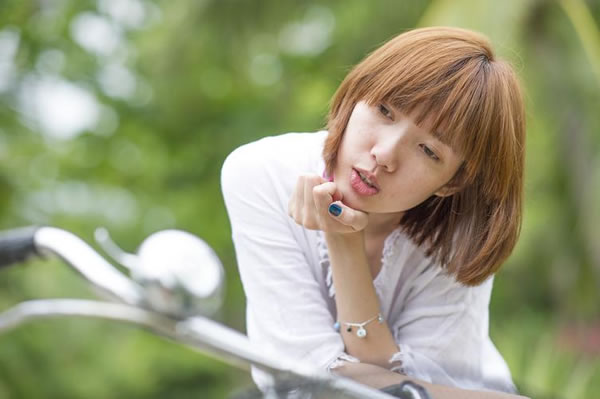 1957年属鸡的人2026年每月生肖运势详解